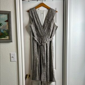 Black and cream with tie belt Midi Dress